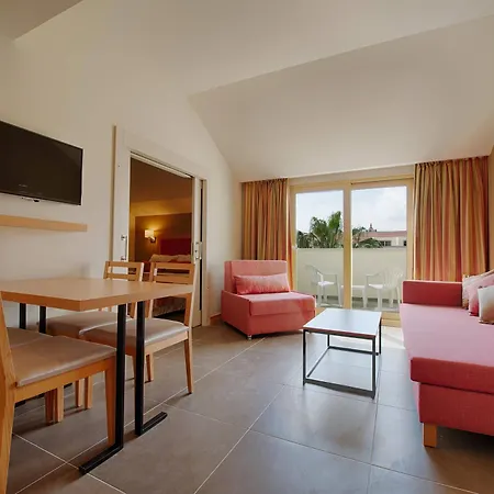 Kentia Apart Aparthotel